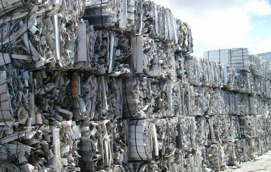 �U�X����2